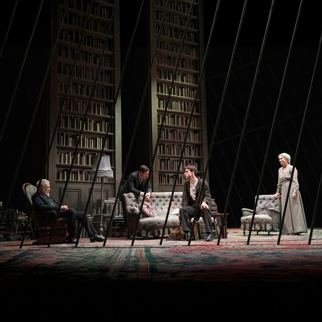 LungoViaggioVersoLaNotte_D_ImmSitoAnteprima